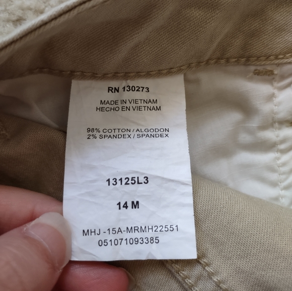 Adult/Teen Riders by Lee 14M Khaki Capris - Picture 4 of 6